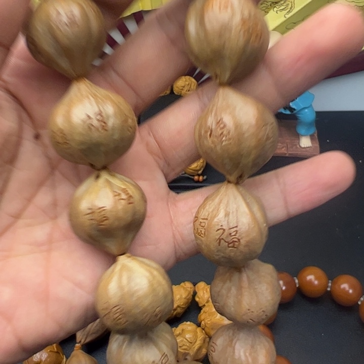 橄榄核手串/手链2.3到2.5四花百福手持15颗