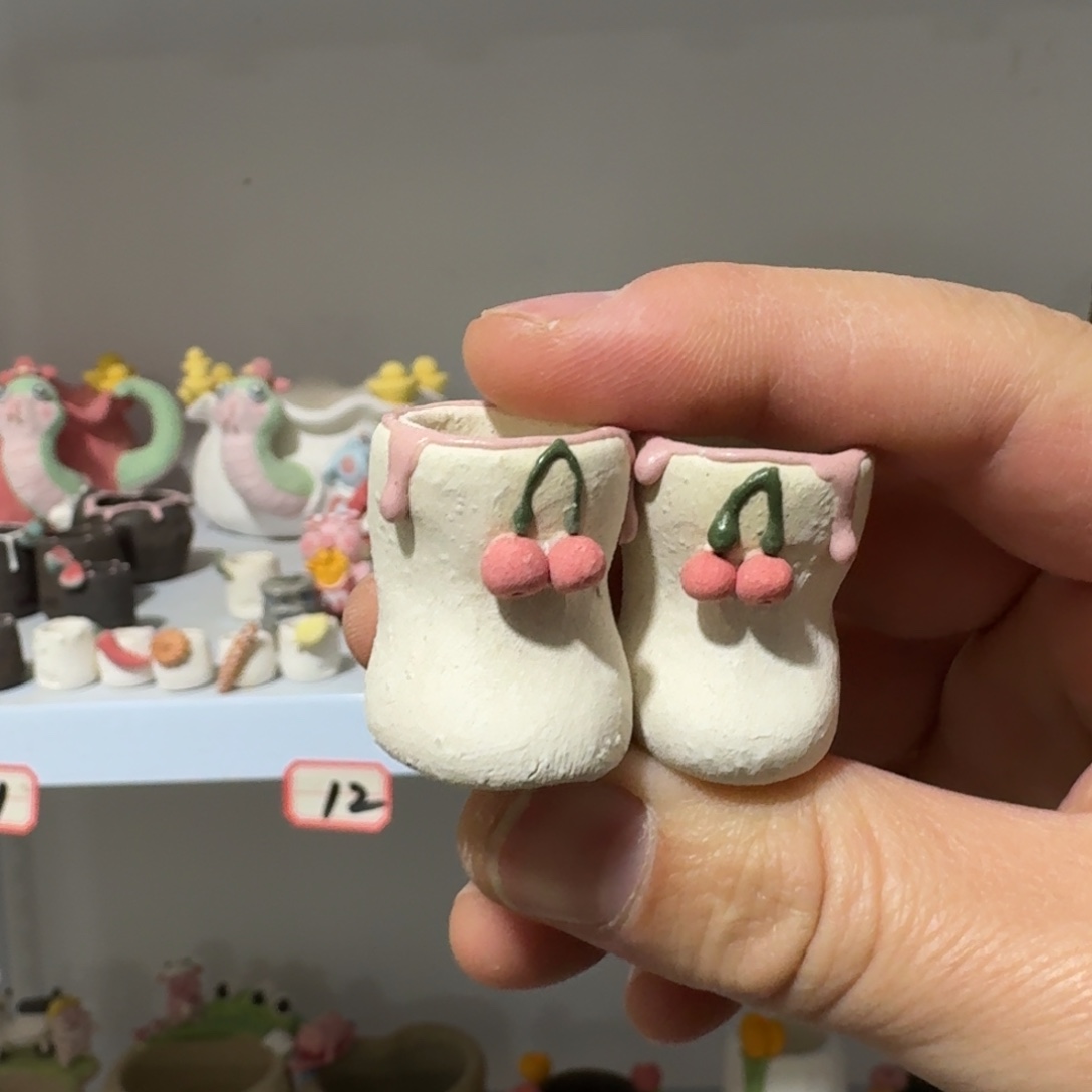 七***八厂家直销手工花盆摆件