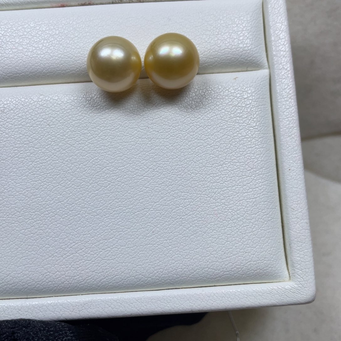 耳饰海水珍珠18K金镶嵌10-11mm