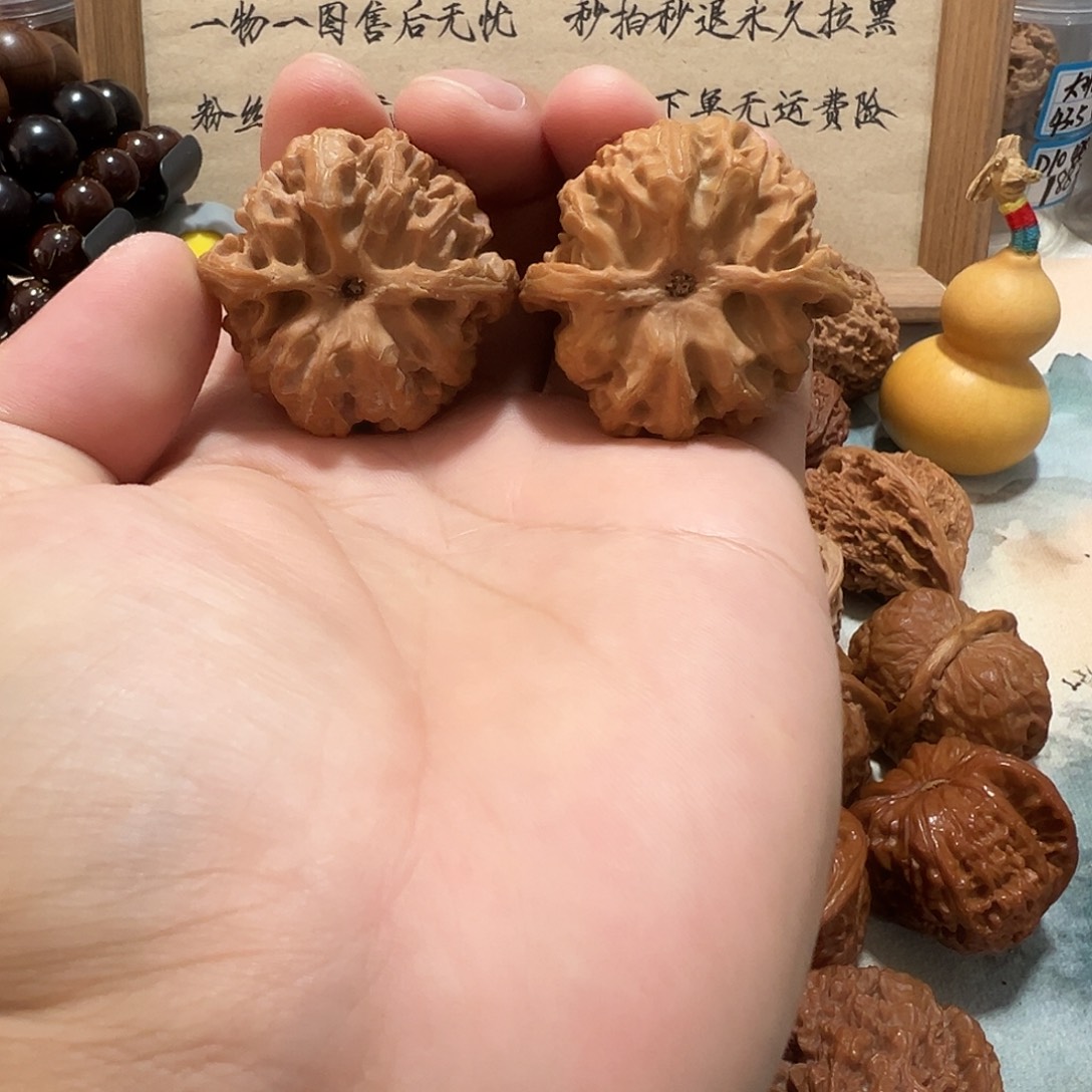 2号文玩核桃39尺苹果园小瑕疵