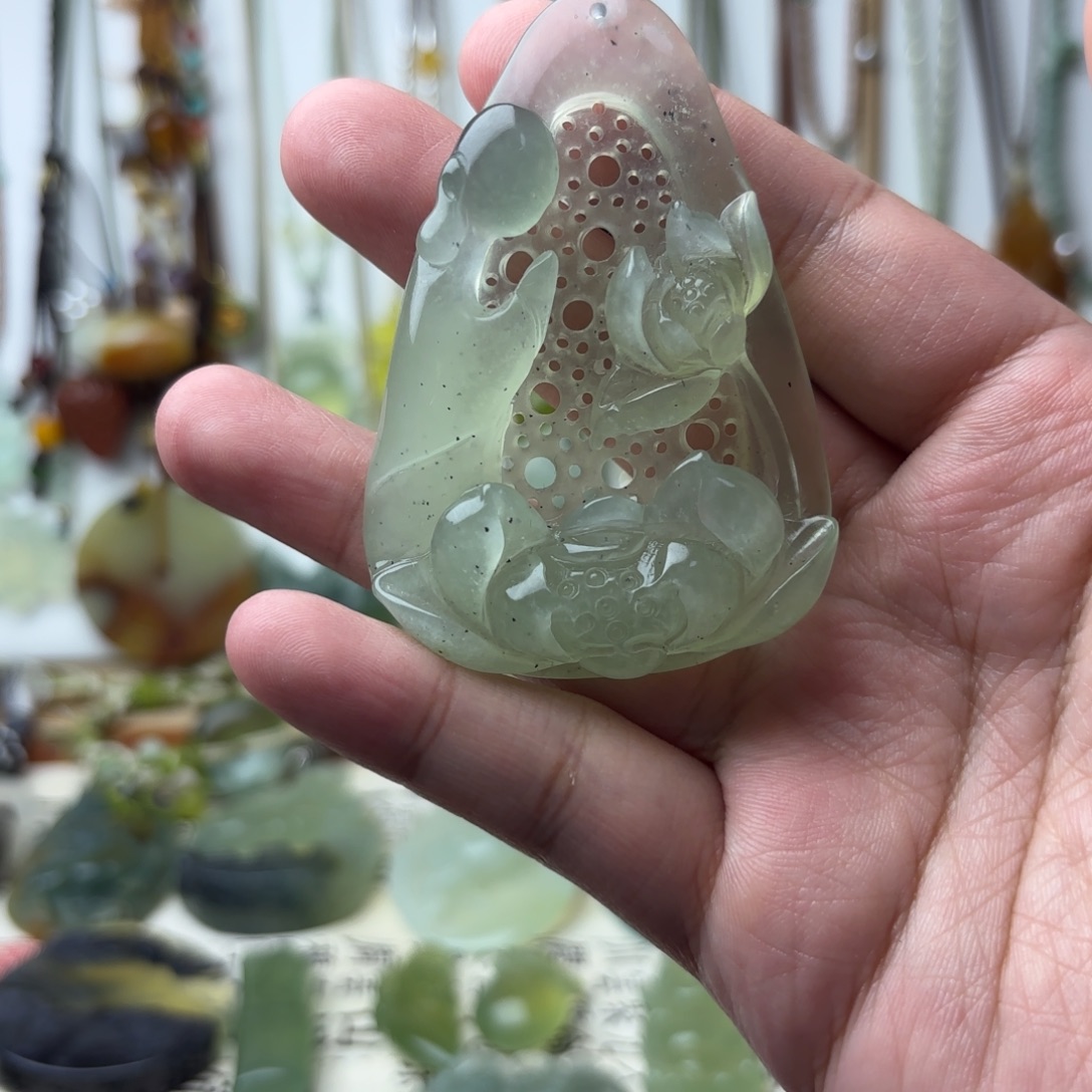 蛇纹石玉合金颈饰