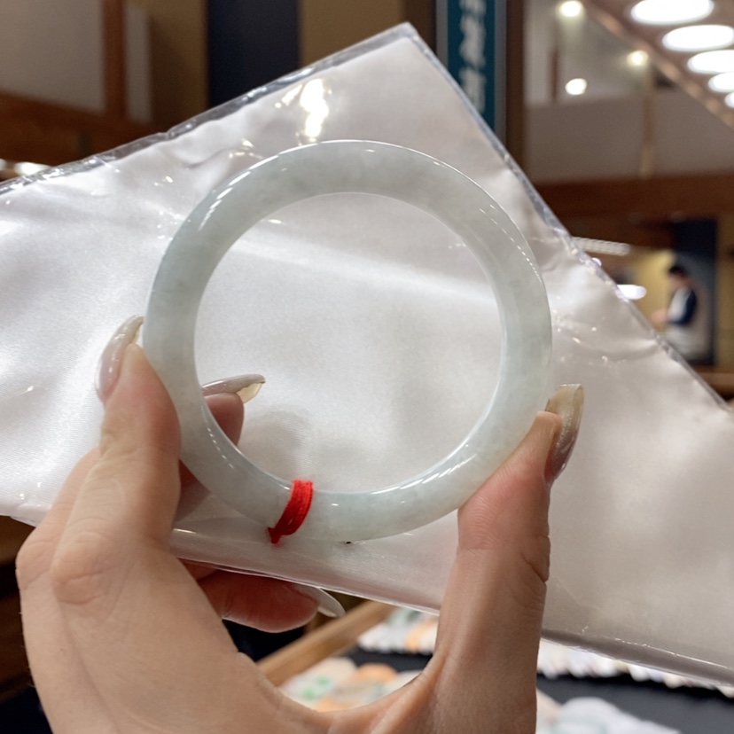 【闪购商品】翡翠手镯未镶嵌买断