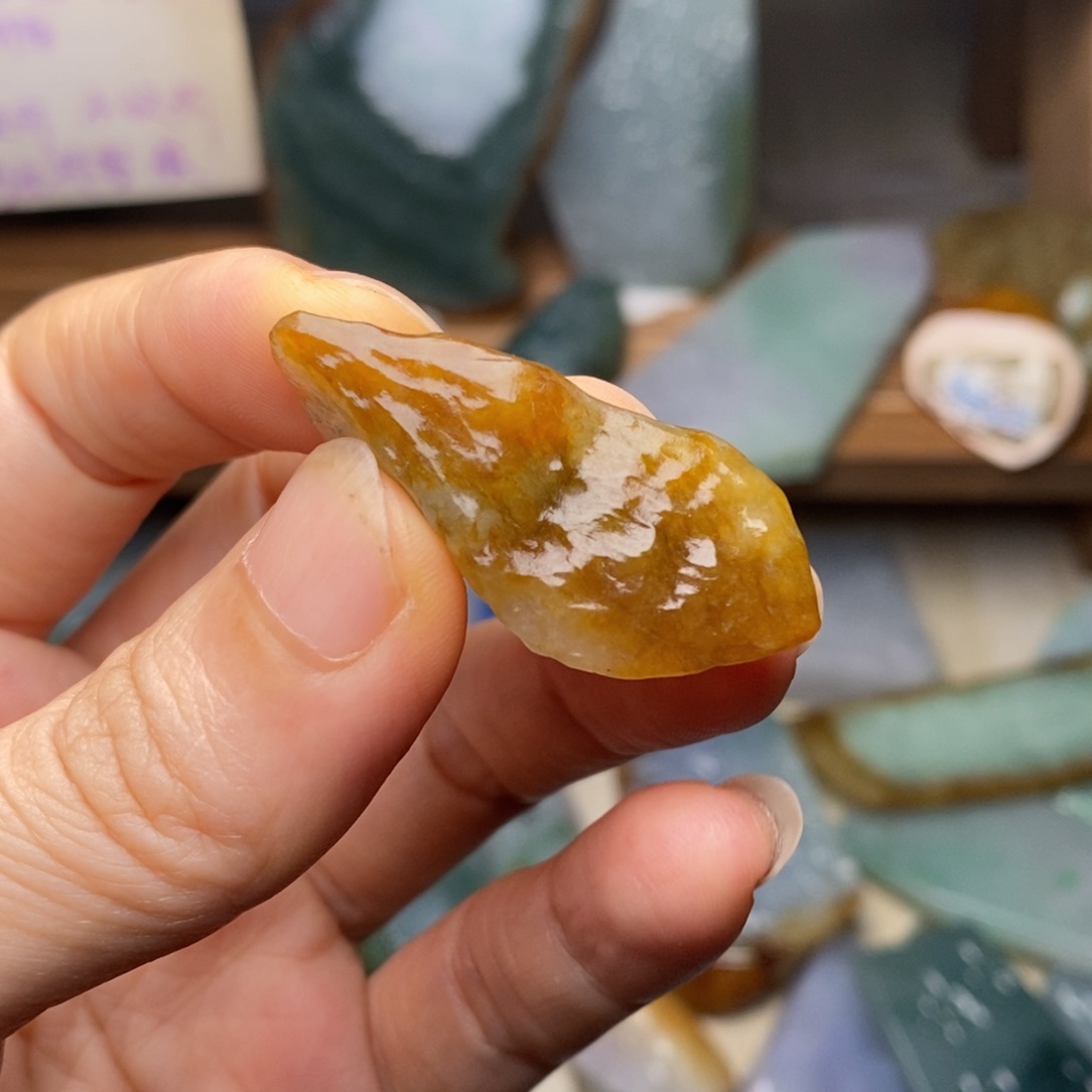 翡翠未镶嵌颈饰天然