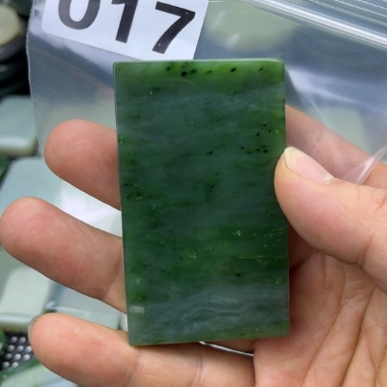 和田玉未镶嵌珠宝半成品