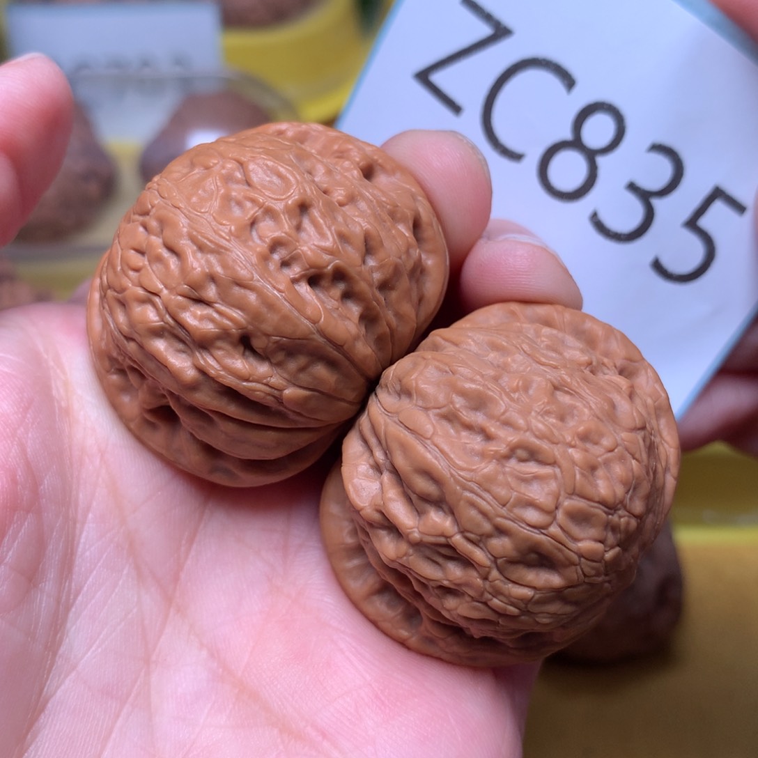 文玩核桃把件肉球铁锤妹妹38