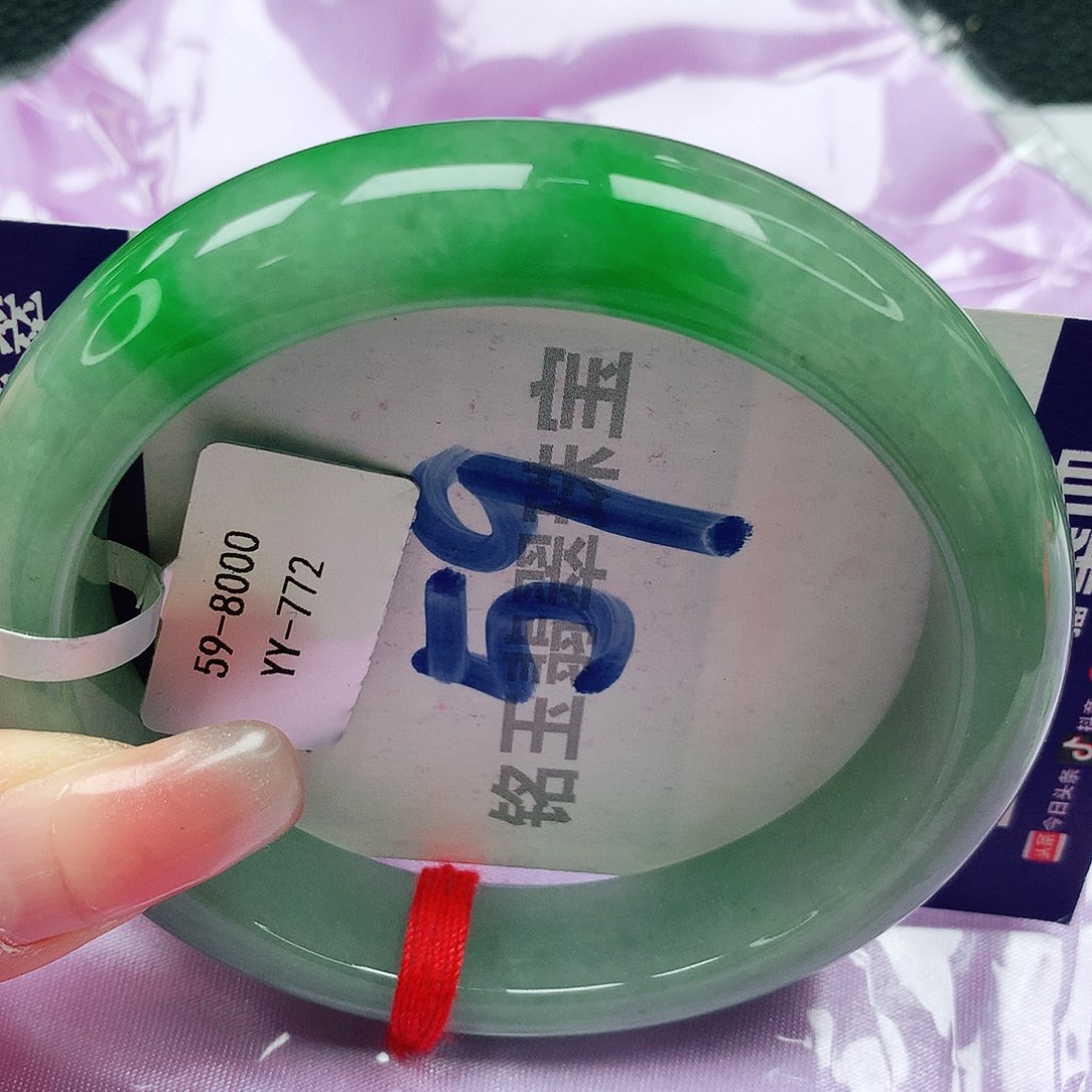 翡翠手镯未镶嵌缅甸天然a货翡翠