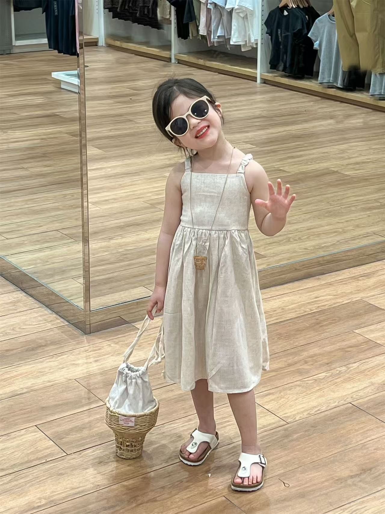 女童连衣裙2025夏季新款儿童洋气吊带公主裙子女宝宝韩版露背长裙