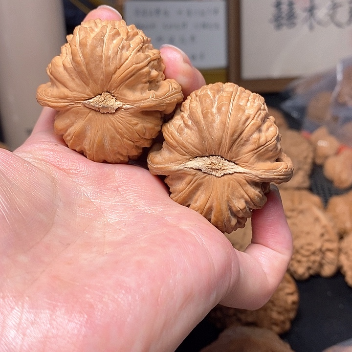 文玩核桃吊坠一**人11111111111