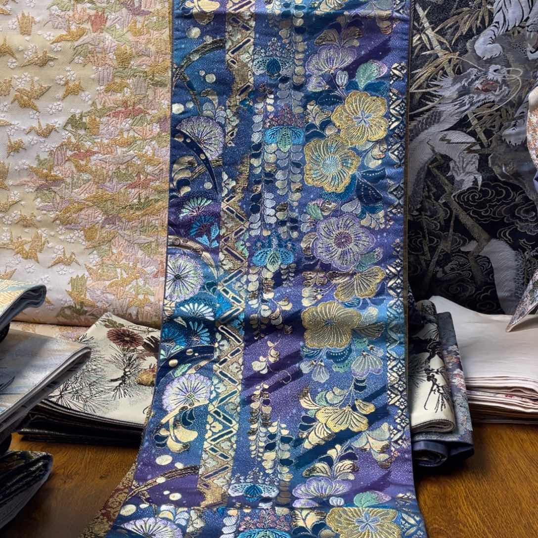 水****织绣彩金轮奈织柔软