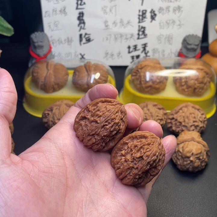 文玩核桃把件32尺精品南疆石小手捻288