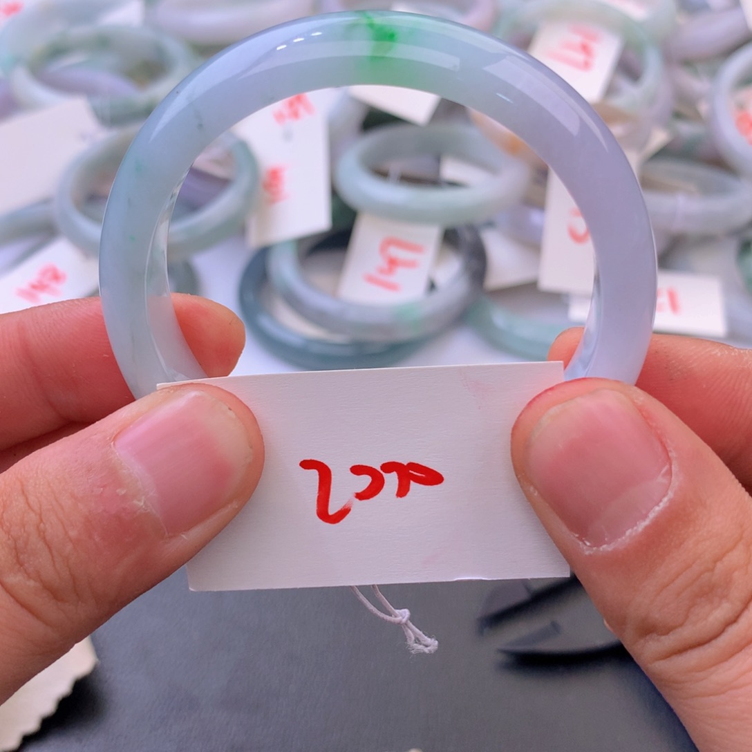 翡翠手镯未镶嵌456888888888