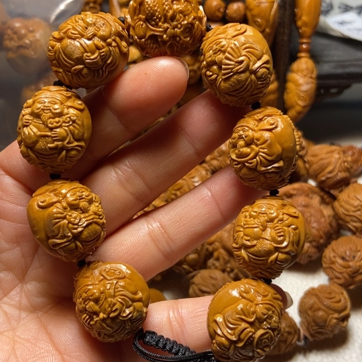 【闪购商品】橄榄核手串/手链龙财神微上色