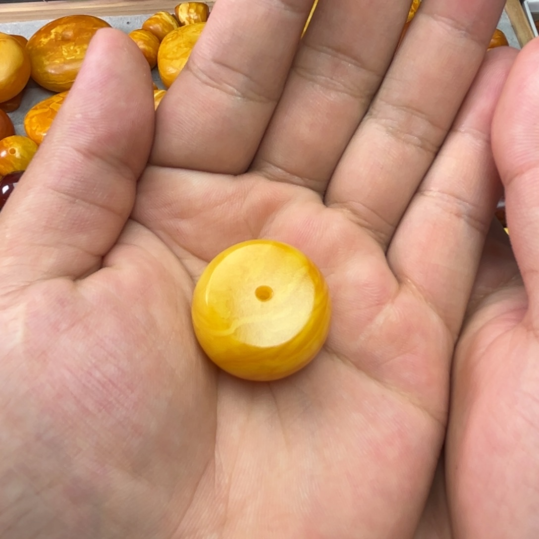 未镶嵌吊坠(不含链)琥珀