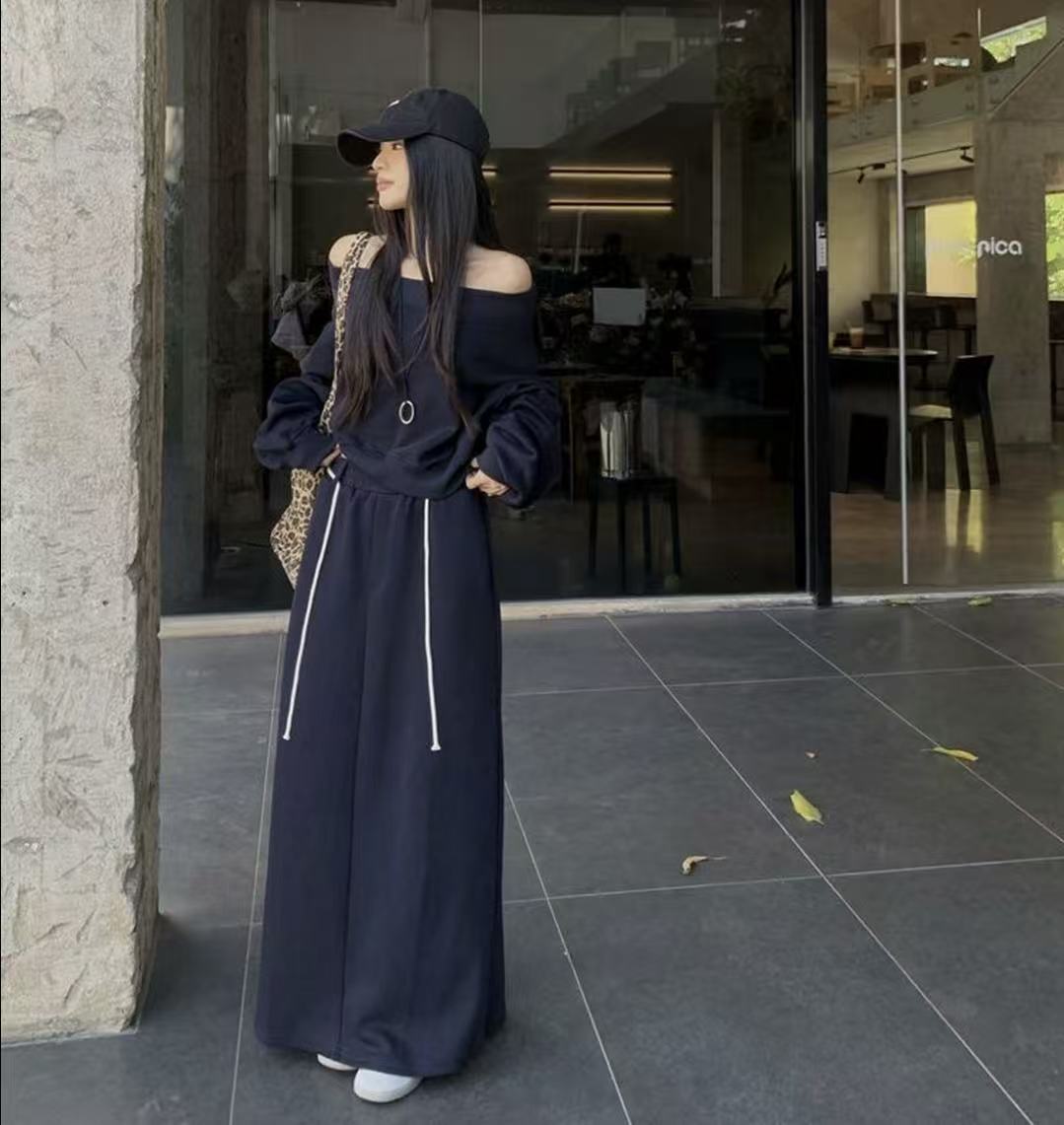 藏青色显瘦卫衣一支肩卫衣+显瘦半身裙时尚悠闲两件套