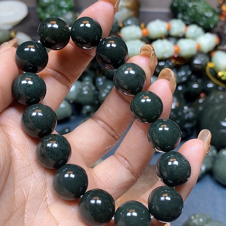 和田玉手串未镶嵌