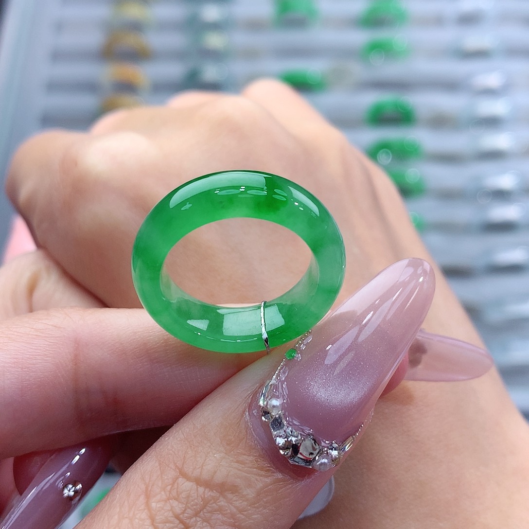 翡翠戒指未镶嵌13-14号