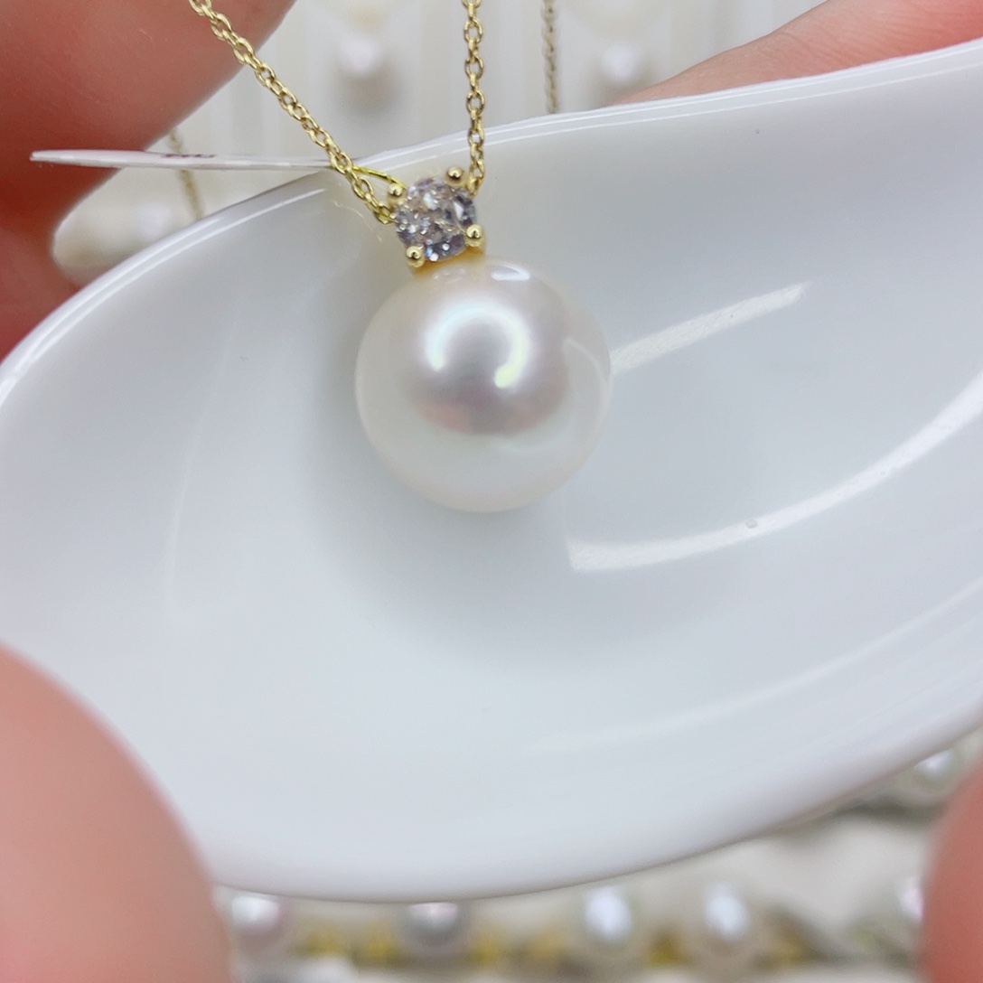 淡水珍珠吊坠(赠链)未镶嵌