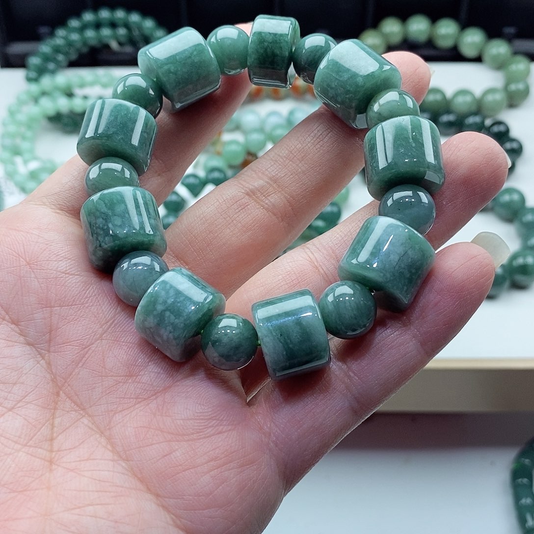 毛衣链未镶嵌翡翠