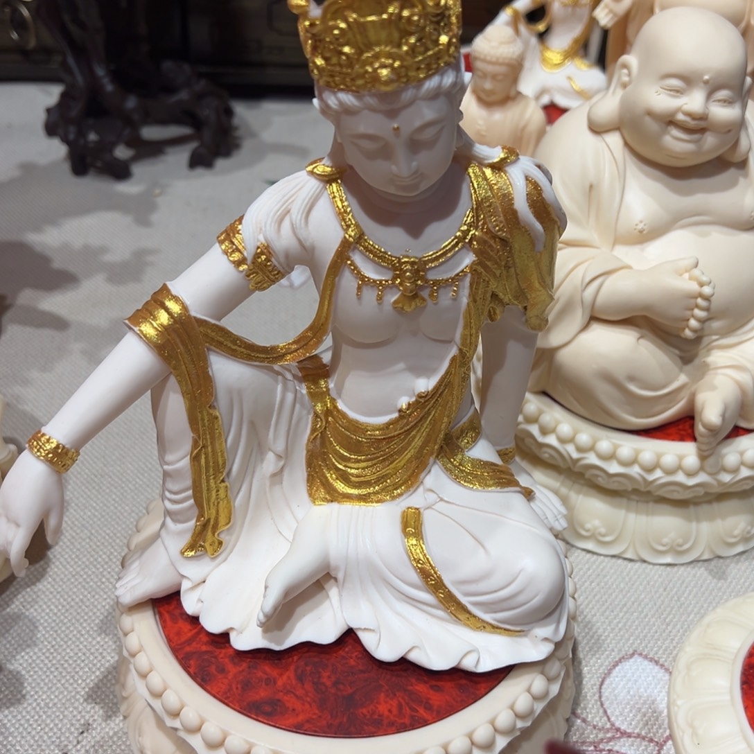 树脂制品大号观自在20公分加大莲花