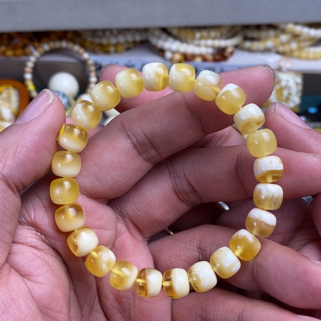 琥珀裸石未镶嵌8.8mm聚宝盆