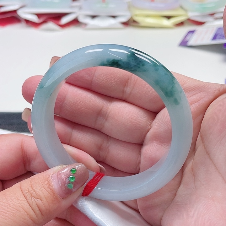 翡翠手镯未镶嵌缅甸翡翠手镯57圈