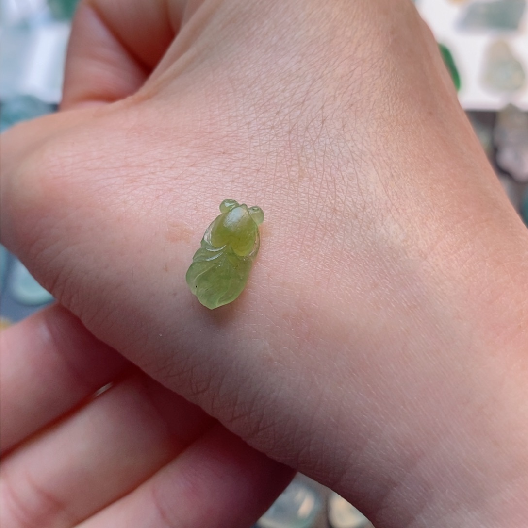 定制翡翠未镶嵌鱼