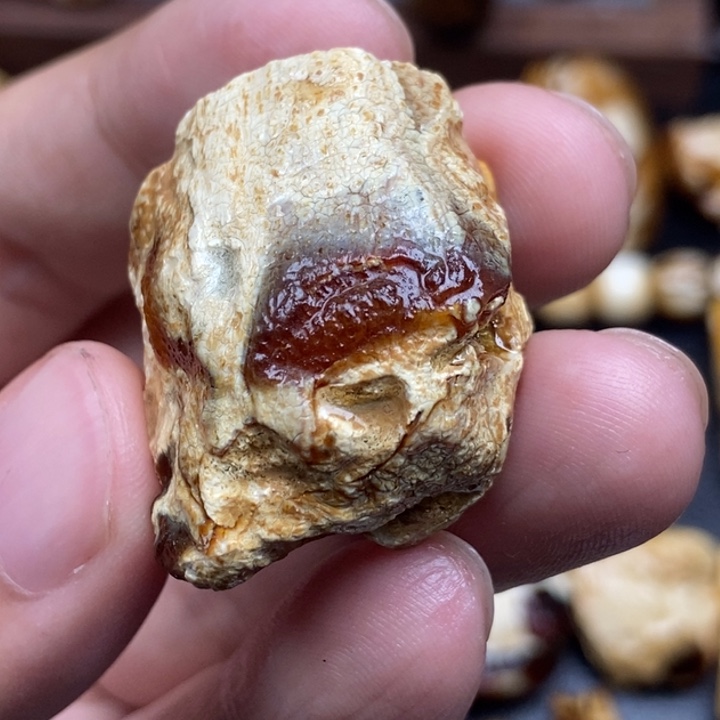 定制琥珀未镶嵌定制琥珀