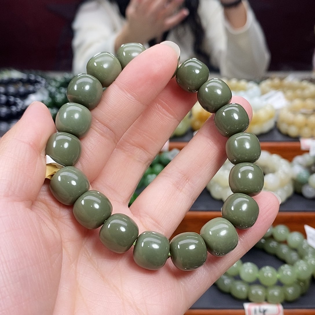 和田玉手链未镶嵌