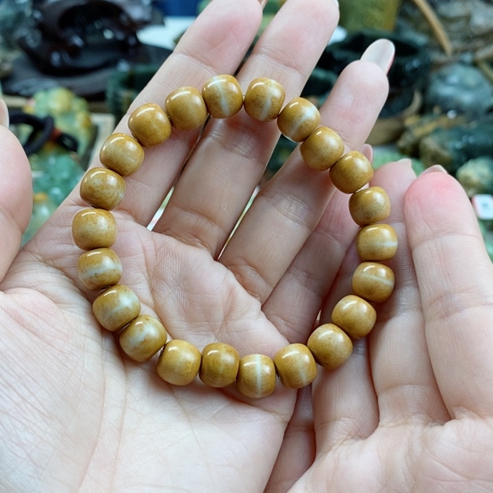 未镶嵌透闪石质玉手链