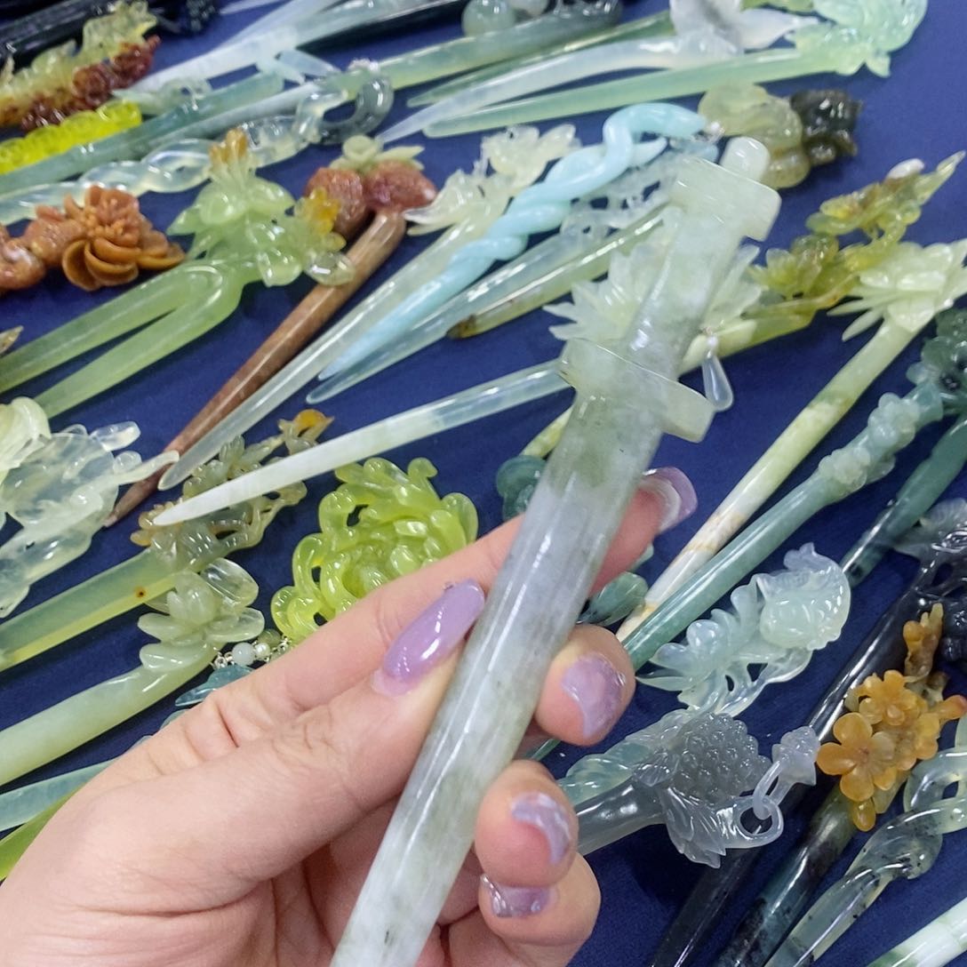 蛇纹石玉发簪未镶嵌