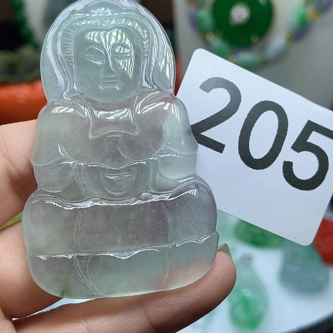 翡翠吊坠(赠链)未镶嵌