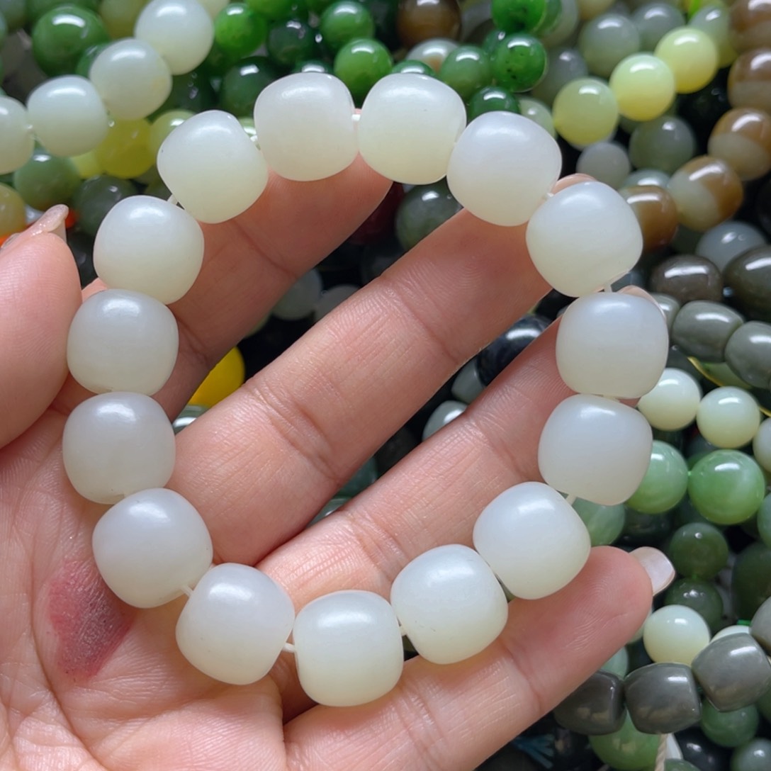 和田玉手链未镶嵌