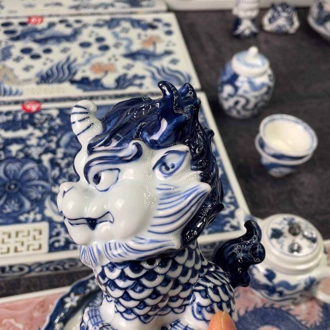 十****、景德镇手工手绘陶瓷