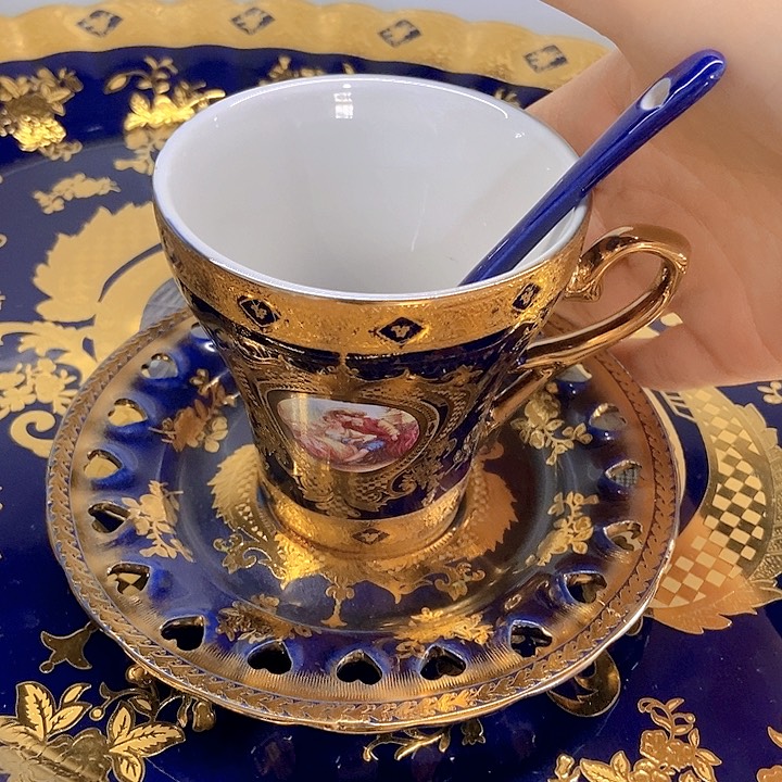 盘微瑕……………………………………