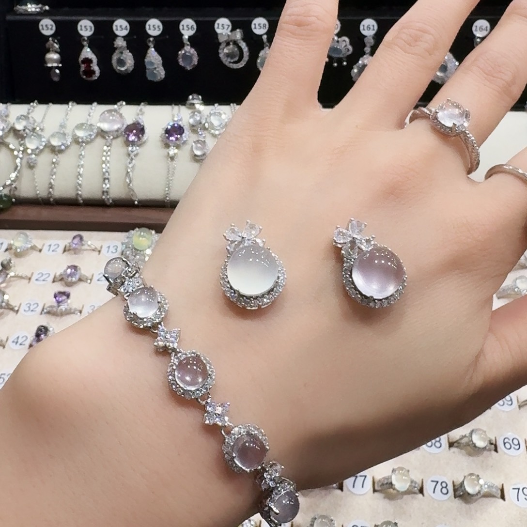 芙蓉石戒指银S925镶嵌?****?