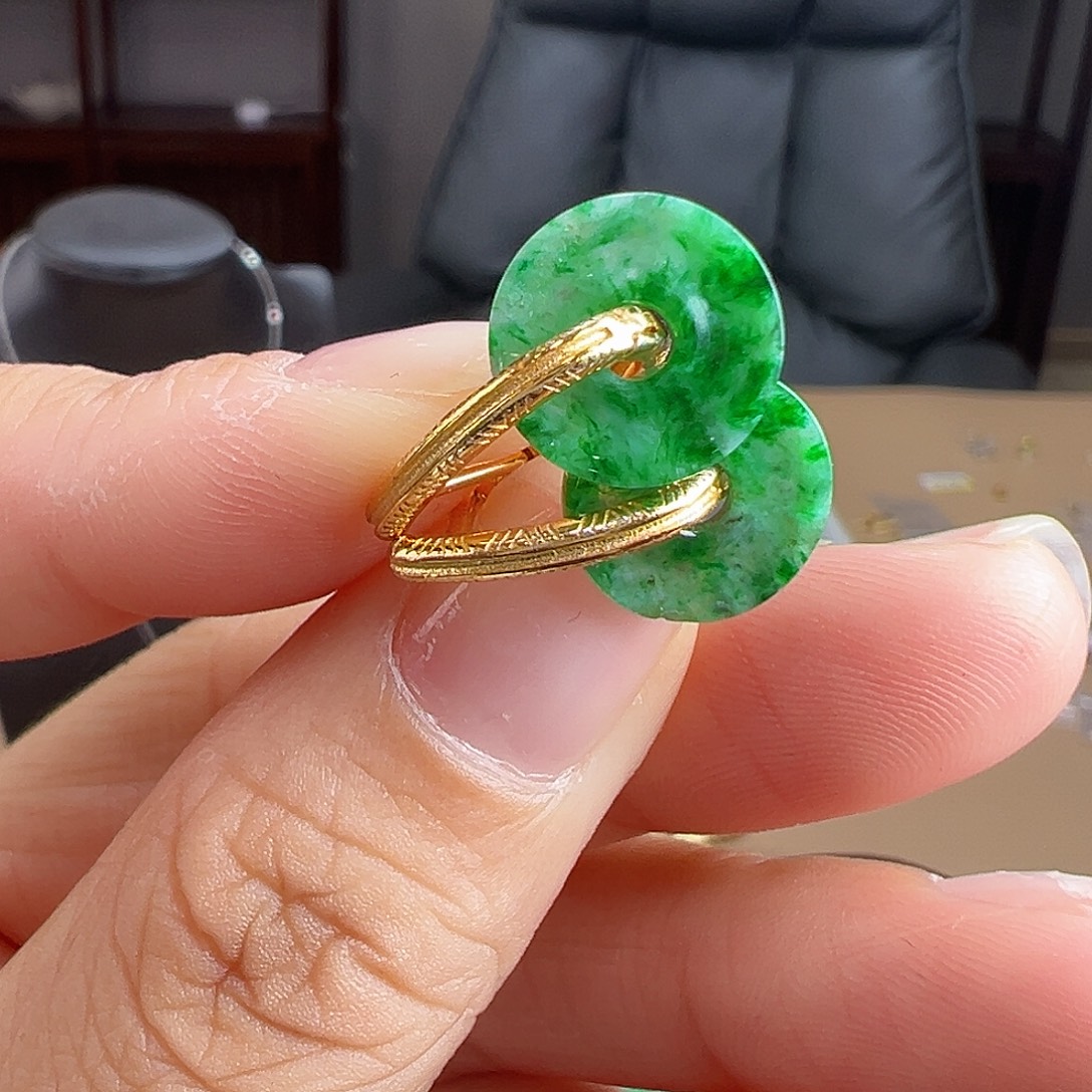 银S925镶嵌翡翠耳饰耳饰