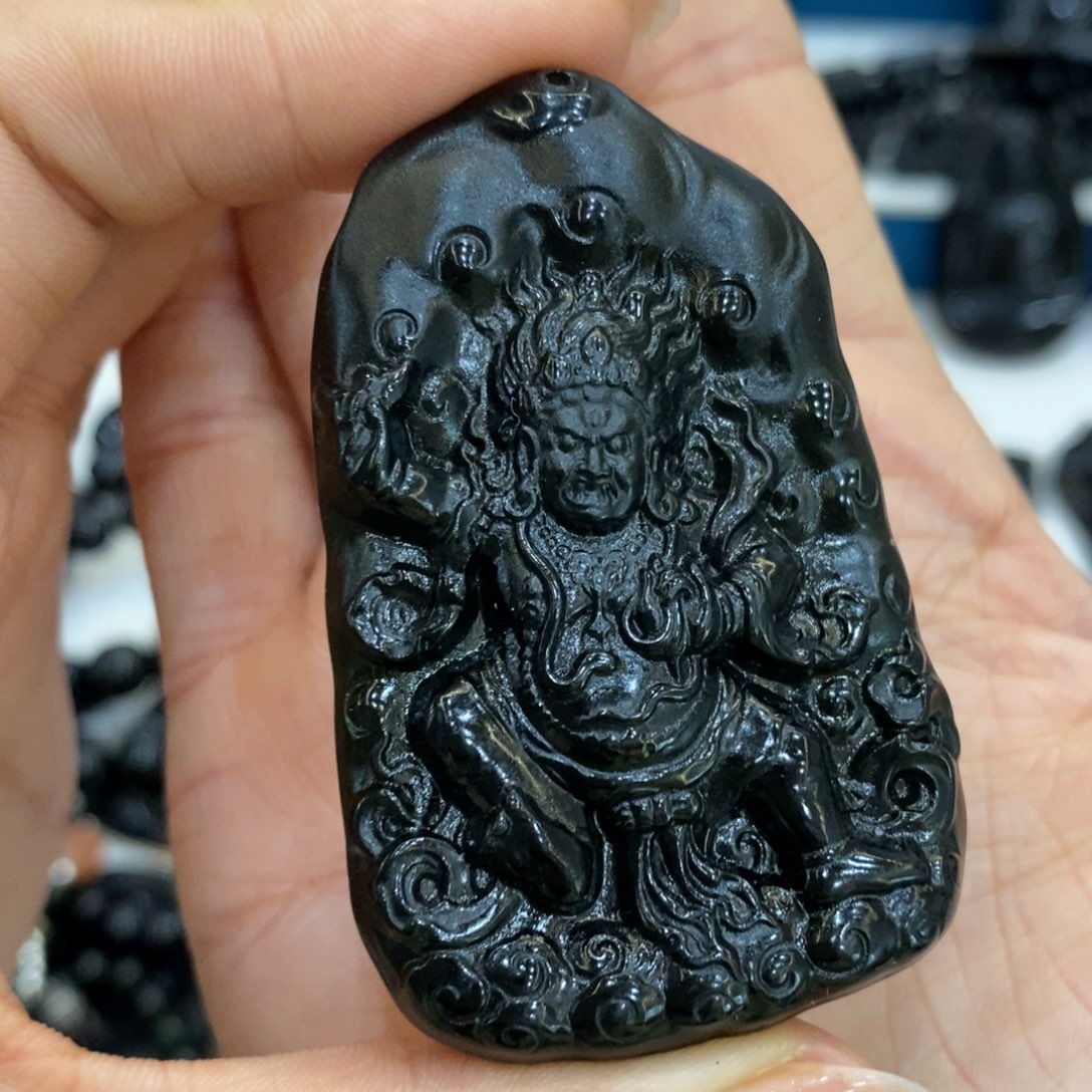 无****蛇纹石玉未镶嵌吊坠