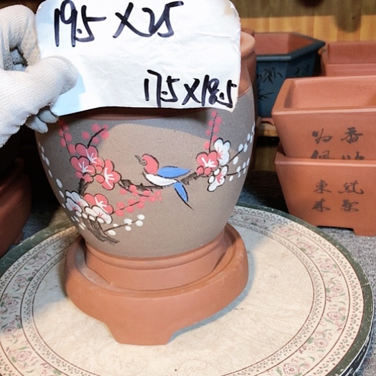 紫砂紫砂花盆紫砂花盆