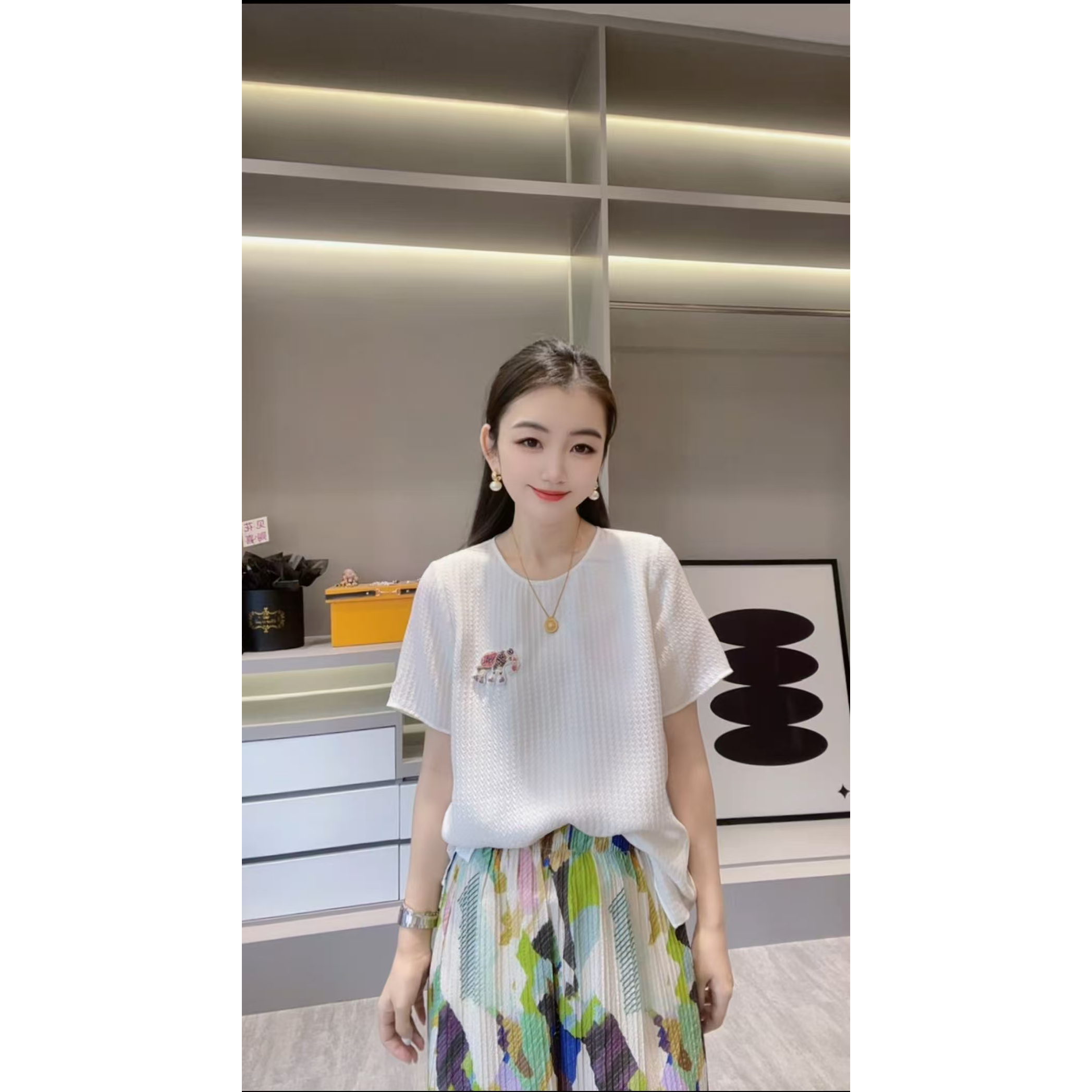 【小象手工钉珠】CHUN家时尚夏季经典百搭桑蚕丝T恤