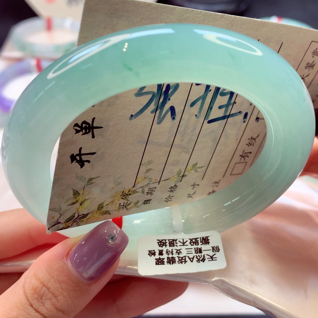 翡翠手镯未镶嵌胖圆30号66