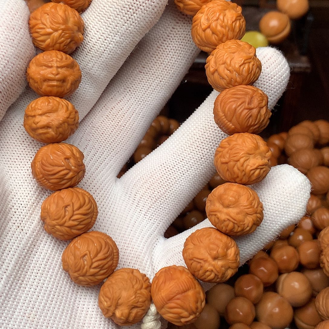 老***@猴头核桃吊坠大圣