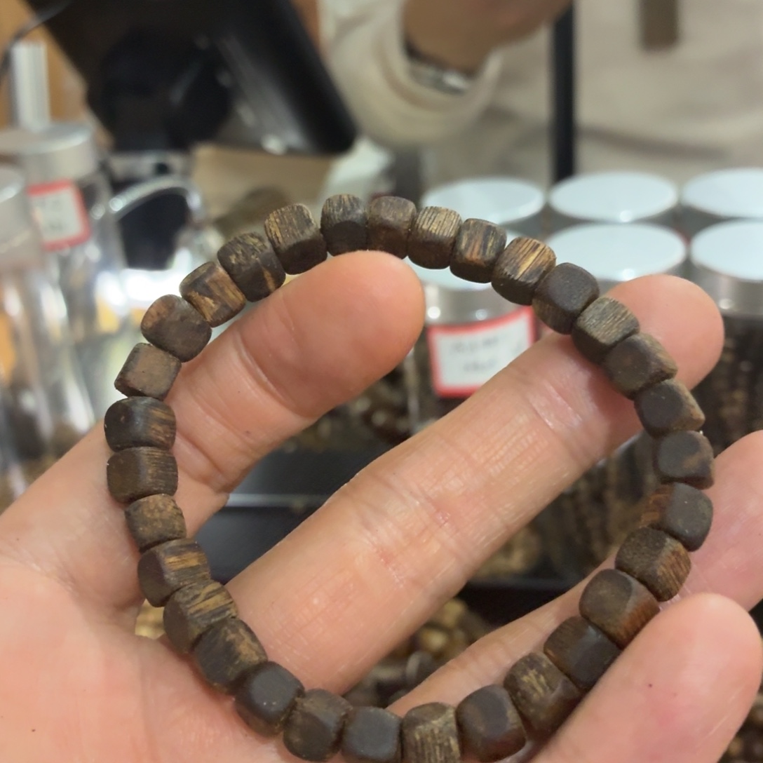 沉香碎屑沉香碎屑沉香奇楠