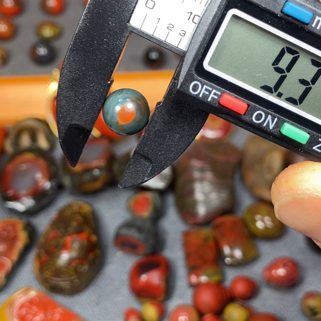 南红玛瑙珠子未镶嵌