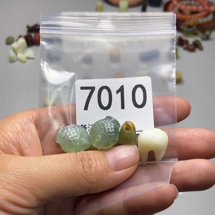 L***n蛇纹石玉未镶嵌项链