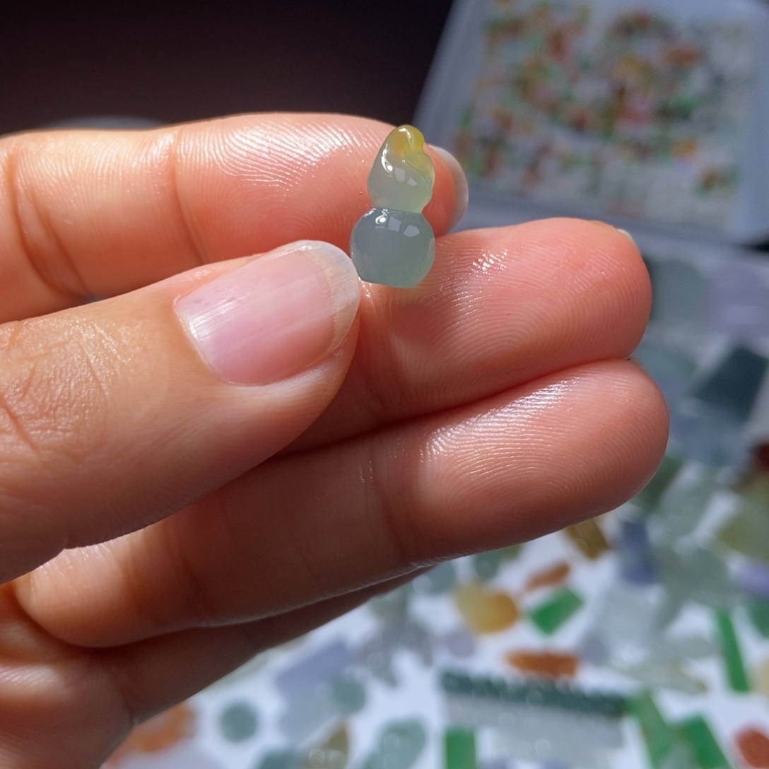 定制翡翠未镶嵌翡翠13.3*7.2*5.8