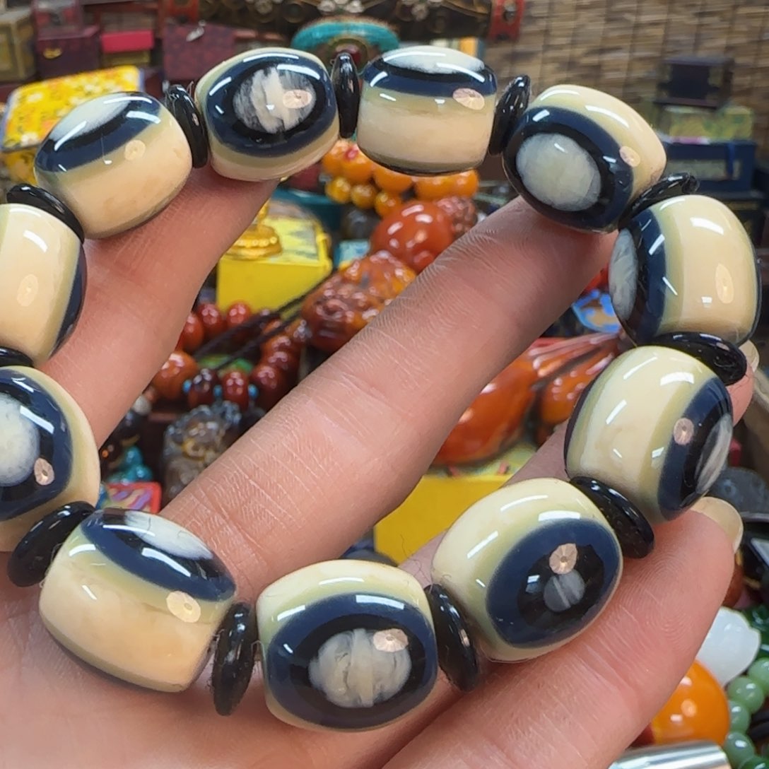 蜜蜡裸石未镶嵌卓玛推荐