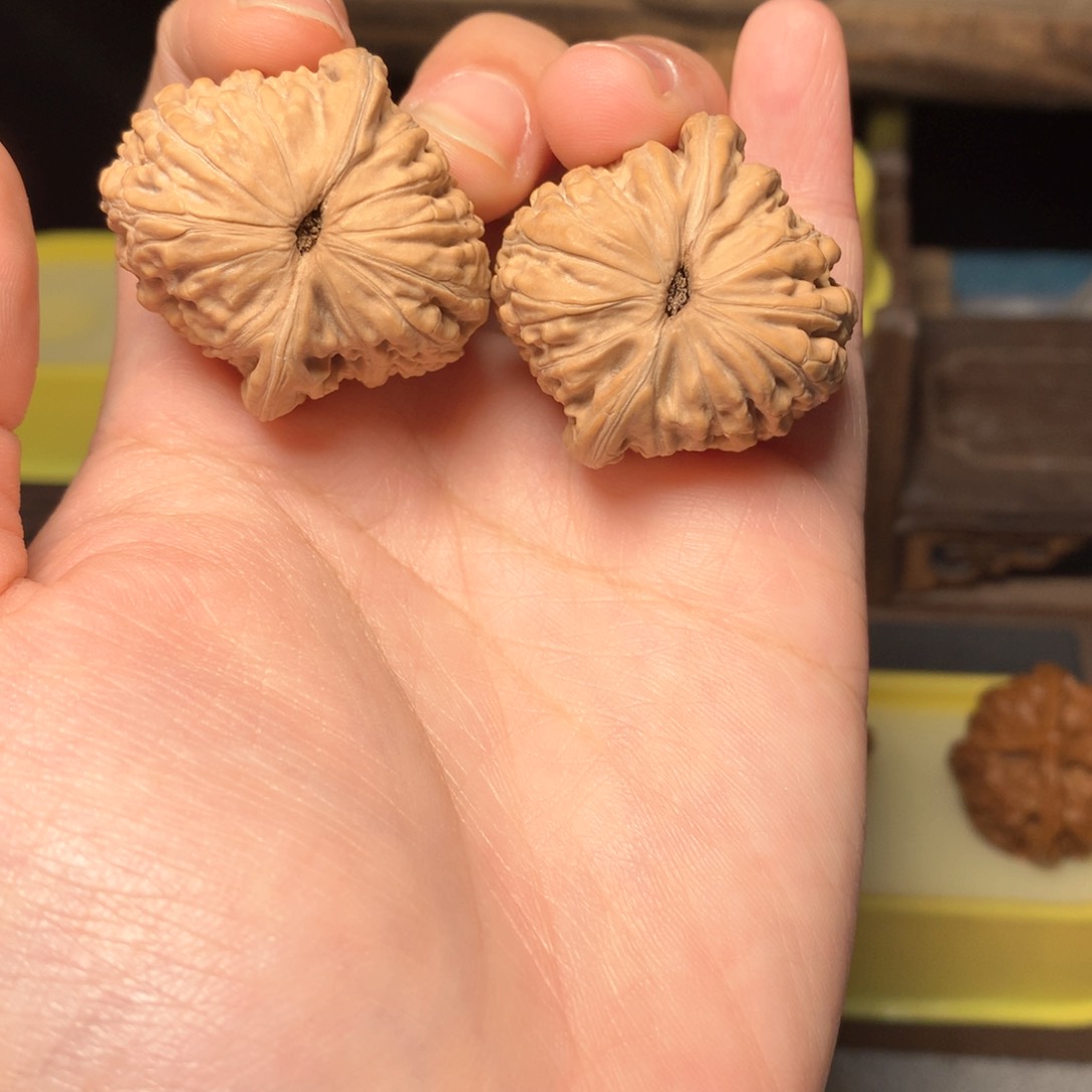 文玩核桃把件汉高楼