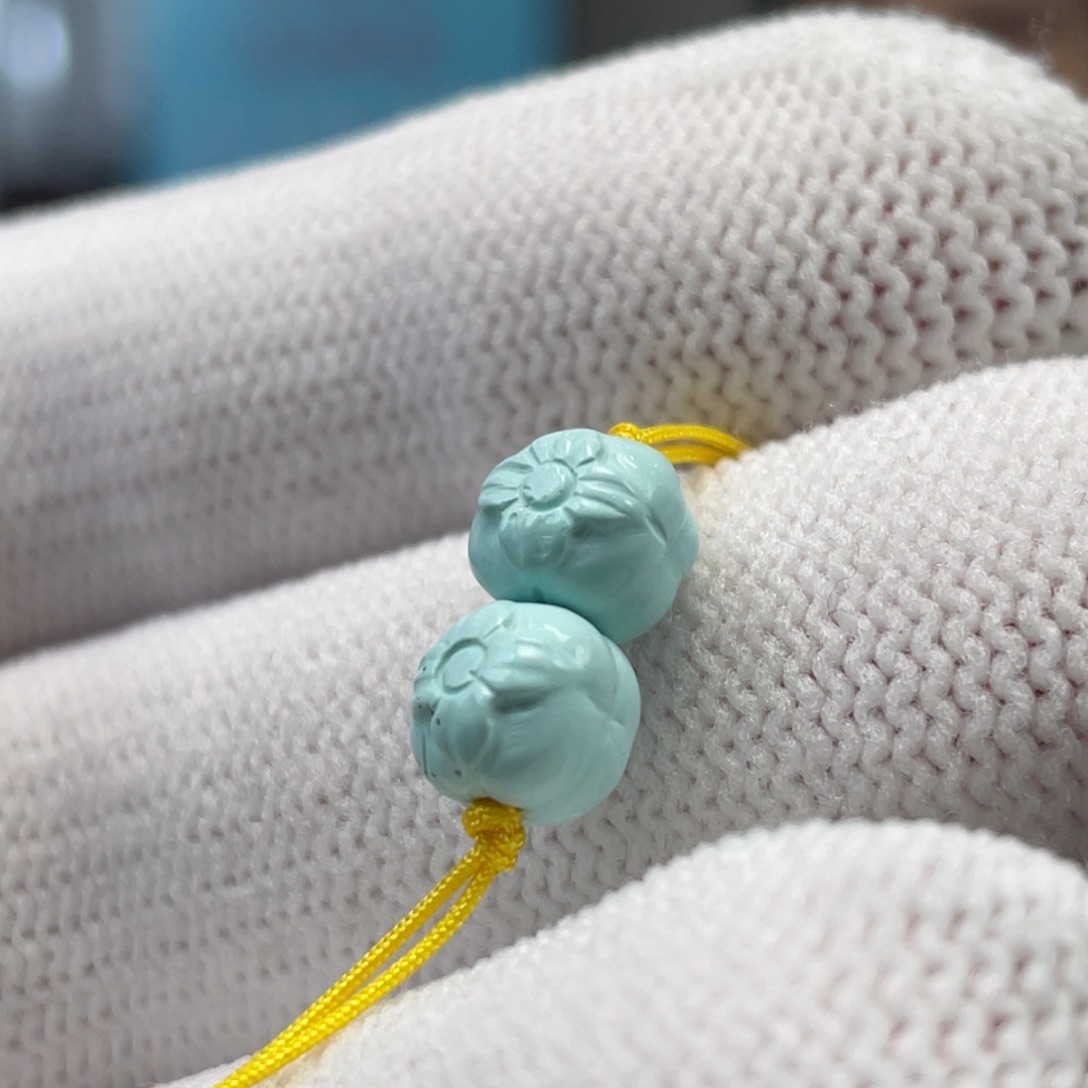 绿松石未镶嵌挂件