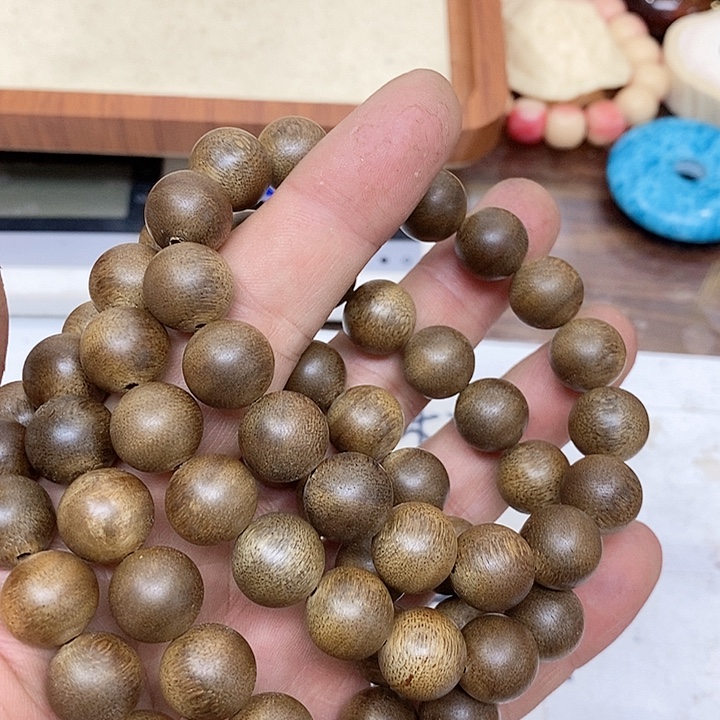 琉璃/树脂/塑料类2381。     