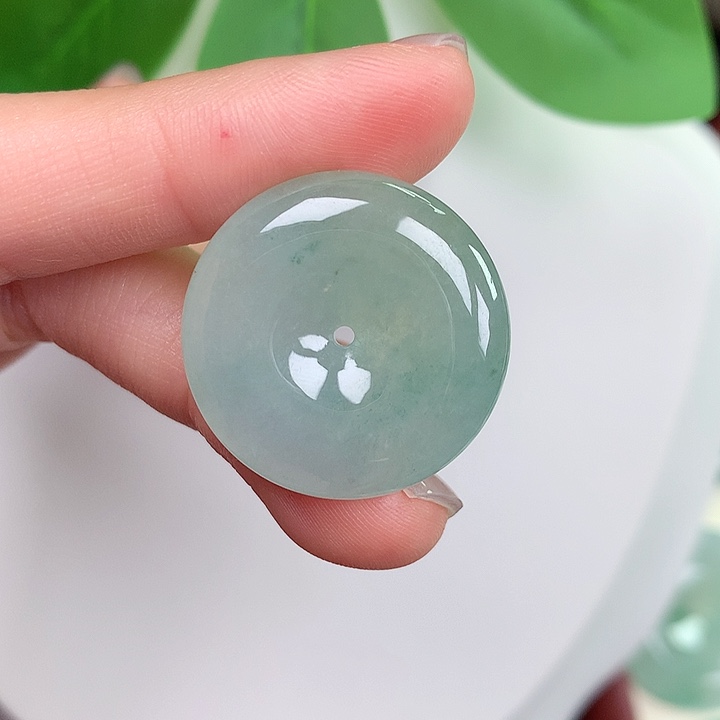 翡翠未镶嵌颈饰24.6-5.6mm